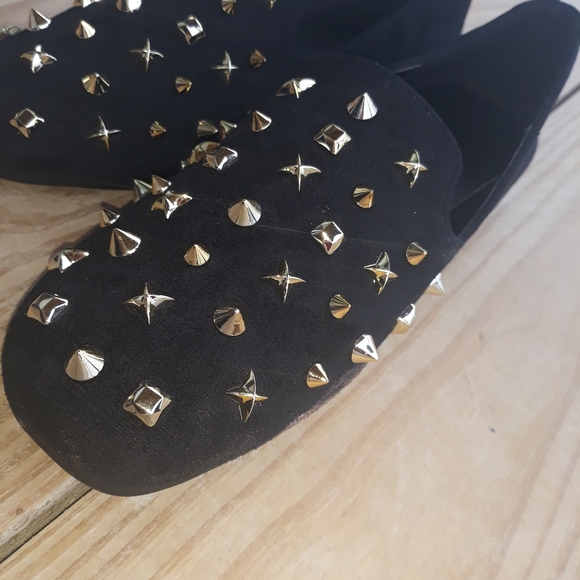 Shoes (never worn) - Picture 2 of 2